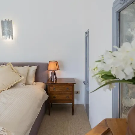 Villa Sasso On *