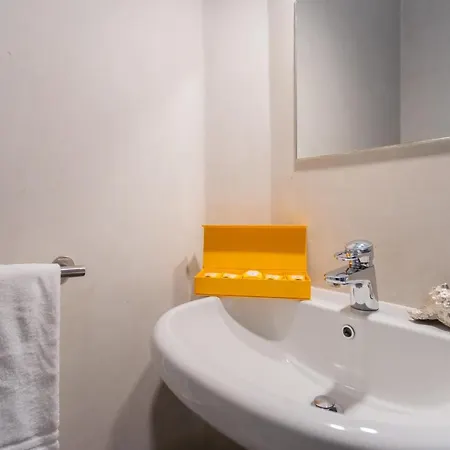 Sasso On Sala Comacina